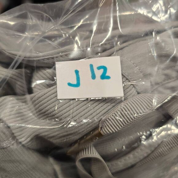 Lululemon Dance Studio Mid-Rise Jogger Pants Women's Size 4 Gray Drawstring - Picture 8 of 8